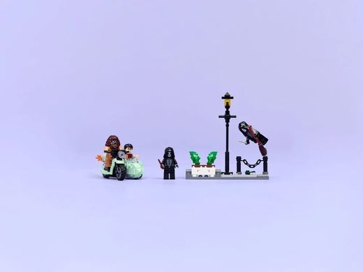LEGO Конструктор LEGO Harry Potter Геґрід і Гаррі: Втеча з Тисової вулиці 76459 фото