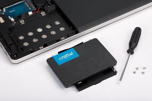 Micron Crucial BX500[CT240BX500SSD1] CT240BX500SSD1 фото