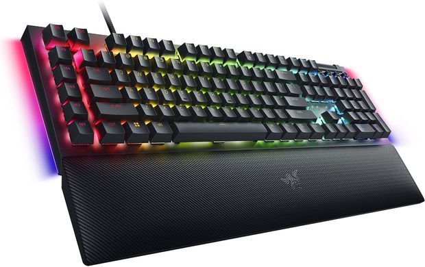 Razer Клавиатура механическая BlackWidow V4, 114key, Yellow Switch, USB-A, EN/RU, RGB, чёрный RZ03-04692500-R3R1 фото