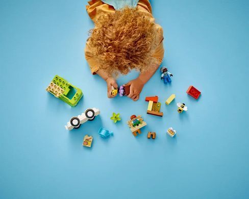 LEGO Конструктор DUPLO Town Догляд за бджолами й вуликами 10419 фото