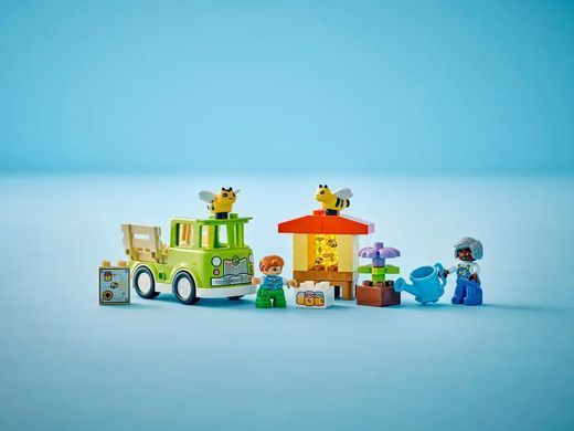 LEGO Конструктор DUPLO Town Догляд за бджолами й вуликами 10419 фото