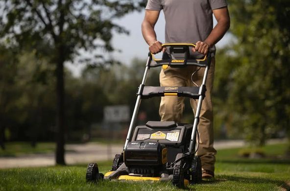 DeWALT Газонокосарка акумуляторна 2х18В 53см 67л 25-102мм 28кг без АКБ та ЗП DCMWP134N фото
