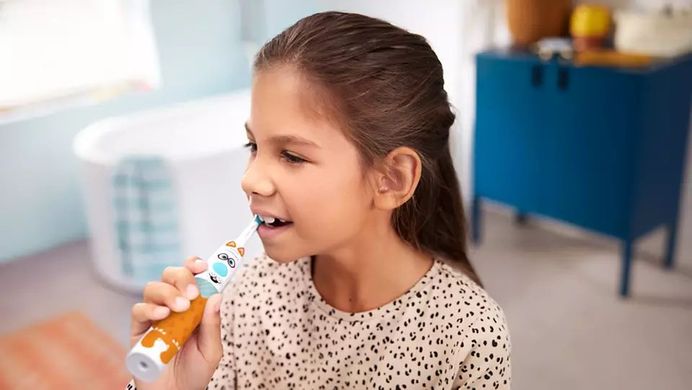 Philips Щітка зубна елекр. Sonicare For Kids, для дітей, насадок-1, 2 комплекти наклейьок, білий HX3601/01 фото