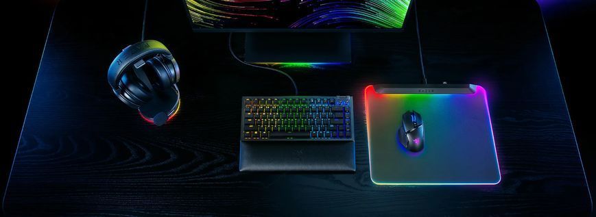 Razer Ігрова поверхня Firefly V2 Pro, М (360х278х4.6мм), чорний RZ02-04920100-R3M1 фото