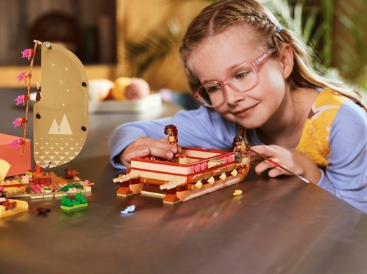 LEGO Конструктор LEGO Disney Princess Пригодницьке каное Ваяни 43270 фото