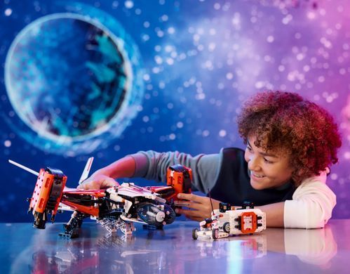 LEGO Конструктор Technic Вантажний космічний корабель VTOL LT81 42181 фото