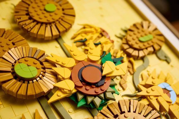 LEGO Конструктор ART Vincent van Gogh &mdash; Подсолнухи 31215 фото