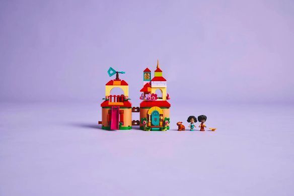 LEGO Конструктор Disney Classic Мінібудинок Енканто 43261 фото