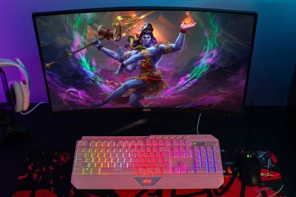 2E Gaming Монітор 2E GAMING 27" R2726B HDMI, DP, MM, VA, 200Hz, 1ms, CURVED, FreeSync 2E-R2726B-01.UA фото