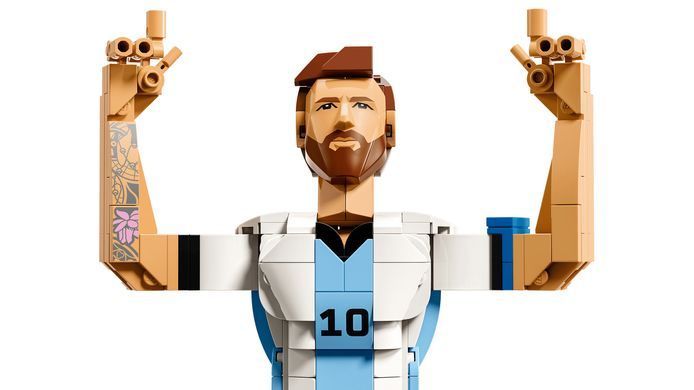 LEGO Конструктор Editions Football &laquo;Лионель Месси &mdash; легенда футбола&raquo; 43015 фото