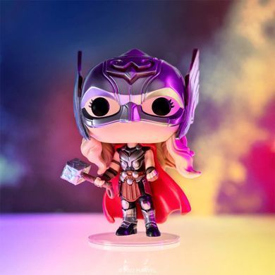 Игровая фигурка FUNKO POP! серии "Тор: Любовь и Гром" &ndash; МОГУЧИЙ ТОР 62422 фото