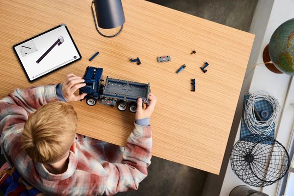 LEGO Конструктор Technic Самосвал 42203 фото